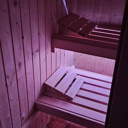 Appartement Stan Na Dan Kozarska Dubica à Bosanska Dubica Extérieur photo