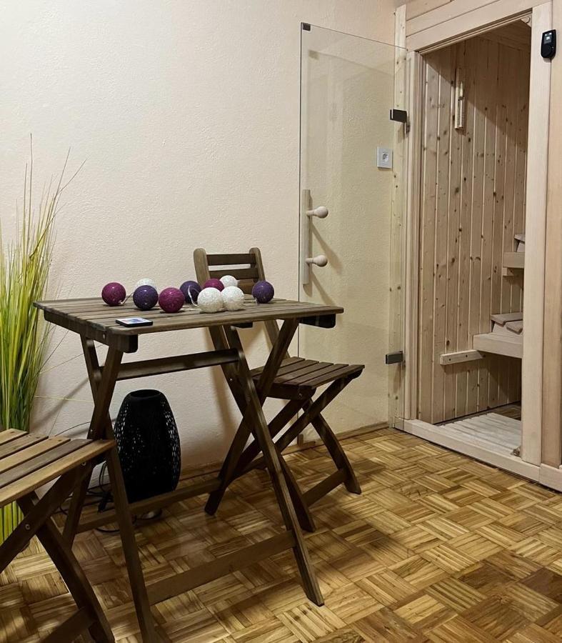 Appartement Stan Na Dan Kozarska Dubica à Bosanska Dubica Extérieur photo