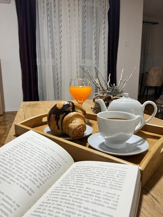 Appartement Stan Na Dan Kozarska Dubica à Bosanska Dubica Extérieur photo